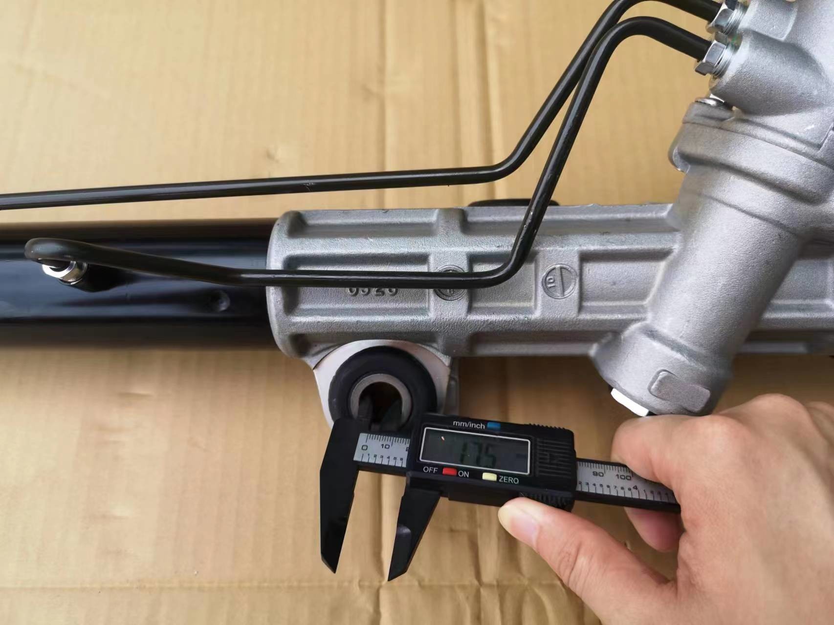 D-max Steering Unit 8979435211 Pickup TFS Auto Parts 4WD Car Right Hand Drive Model
