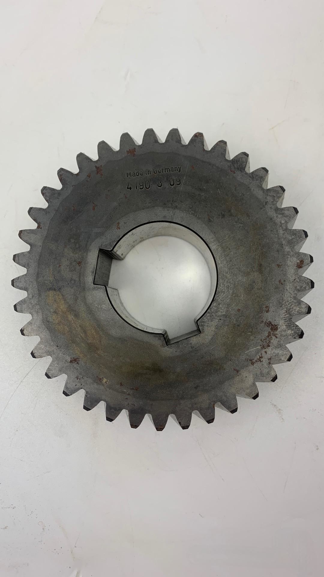 222250007 Transfer Box Three Axis Teeth /G61-45 Teeth Pump Truck Spare Parts Easy Installation Cost Effective Solution