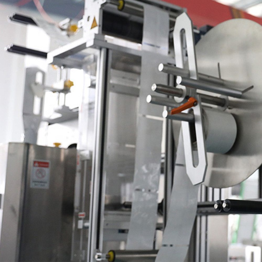Automatic Round Bottle Labeling Machine 110V PVC Shrink Sleeve Film
