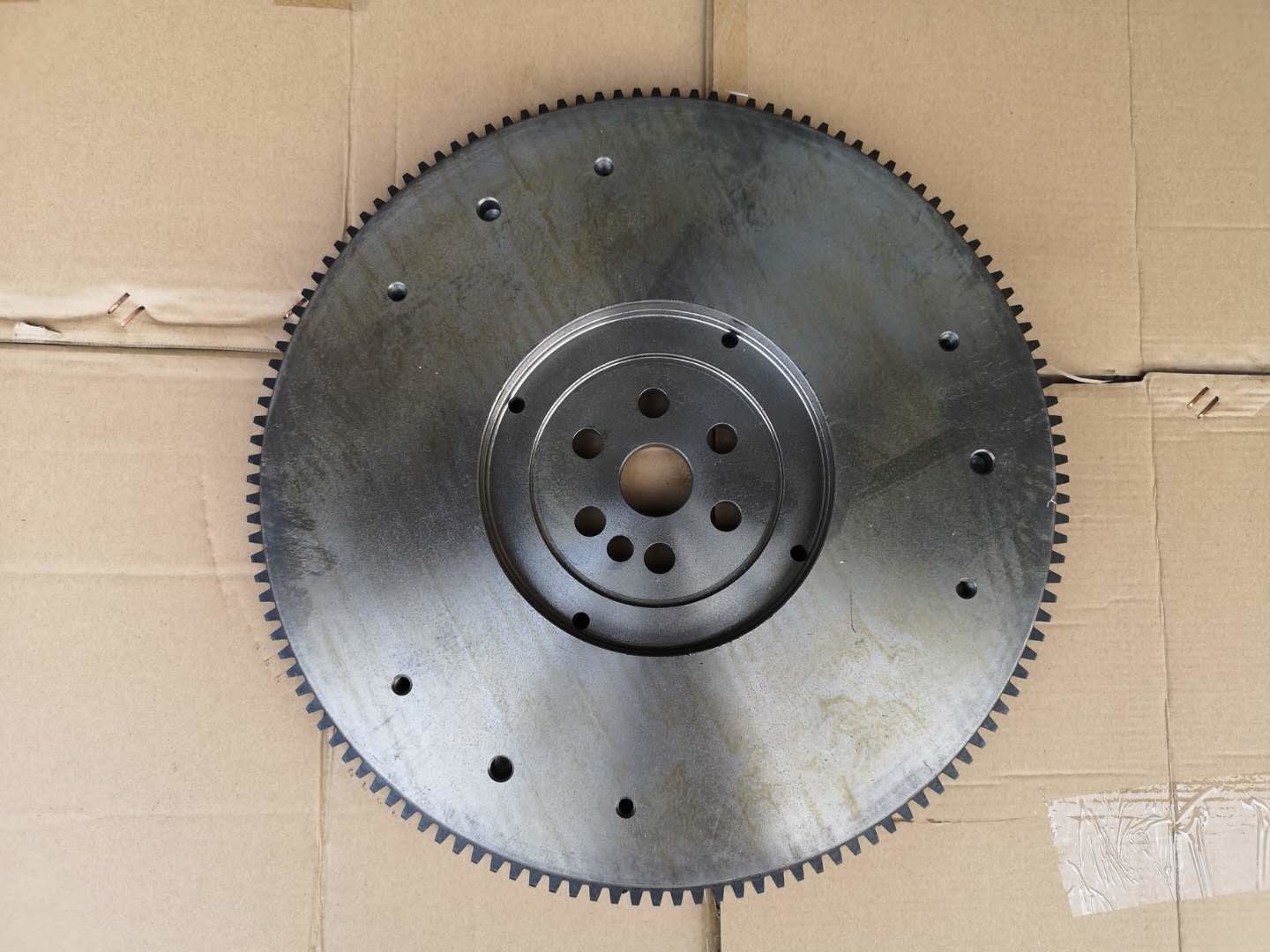 4BC2 260mm ISUZU NPR Truck Flywheel For 4BE1 Industrial Engines 8941272502
