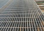 Industrial Professional Serrated or Plain Flat Steel Grating for Walkside