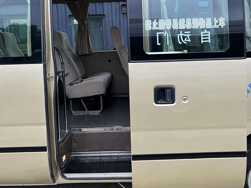 Manual Transmission Used Mini Coach Euro 3 LHD Used 20 Passenger Bus