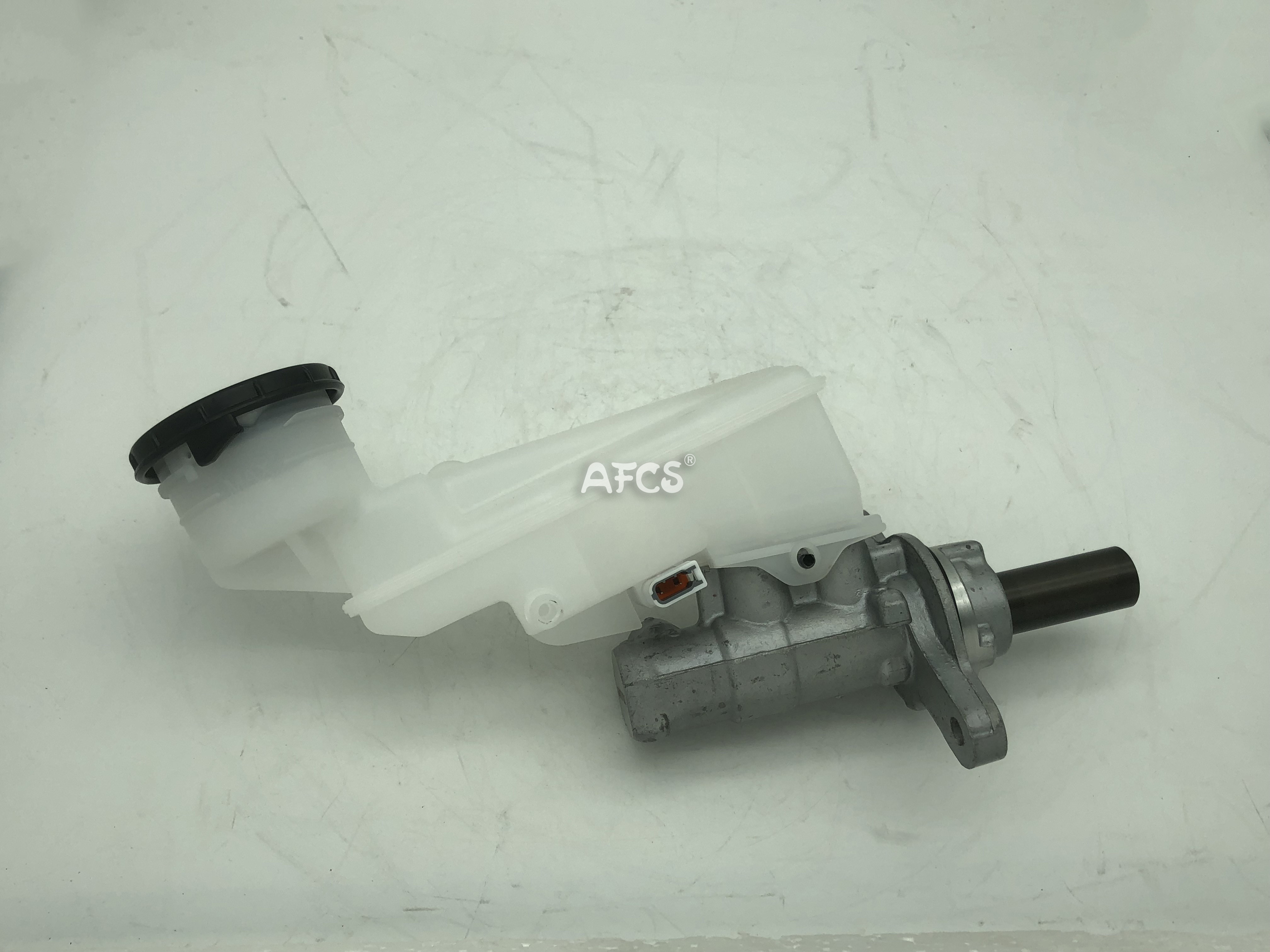 8-98163-227-0 Brake Master Cylinder 8981632270 8-98320-668-0 For Isuzu D-MAX II