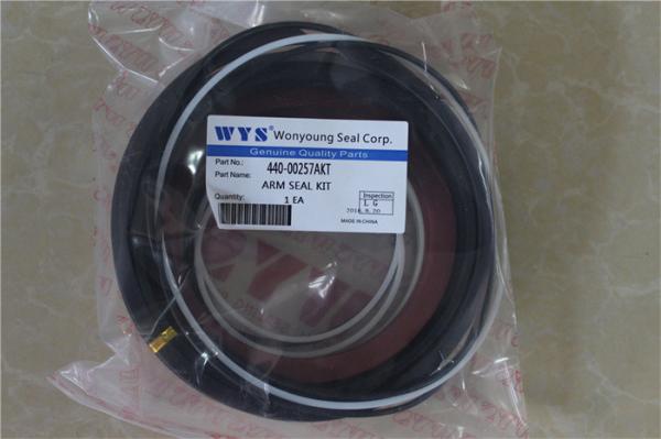 Belparts Spare Parts SL300LC-V 440-00257AKT Arm Cylinder Seal Kit For Crawler
