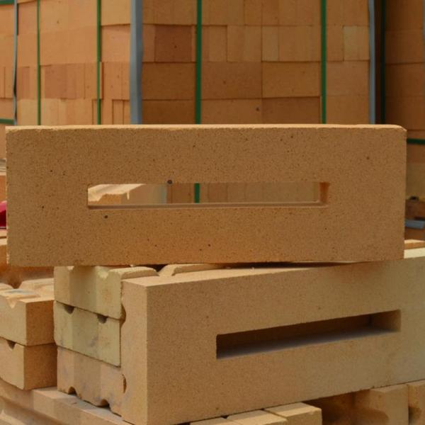 Common Refractoriness 1580° Refractoriness 1770° Fire Bricks with 0.1% CaO