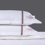 Adult Satin White Linens Hotel Bedding Sets With Line