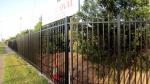 SChina Manufacture Black galvanized & powder coating spear top wrought iron