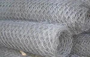 China Galvanized Hexagonal Wire Netting 3feet breeding chicken coop wire mesh on sale