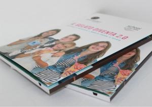 Wholesale 5&quot; Advertising Video In Print Brochure with USB cables , Rechargeable buttons from china suppliers