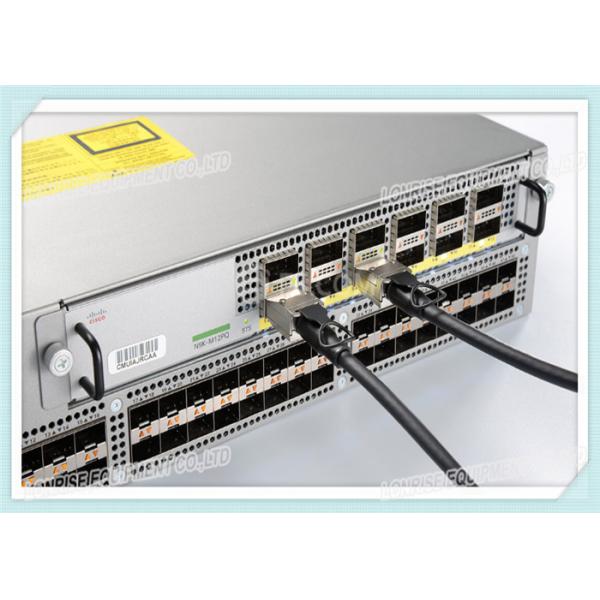CE Standard SFP Optical Transceiver QSFP-H40G-CU2M Connected By Two Switches Directly