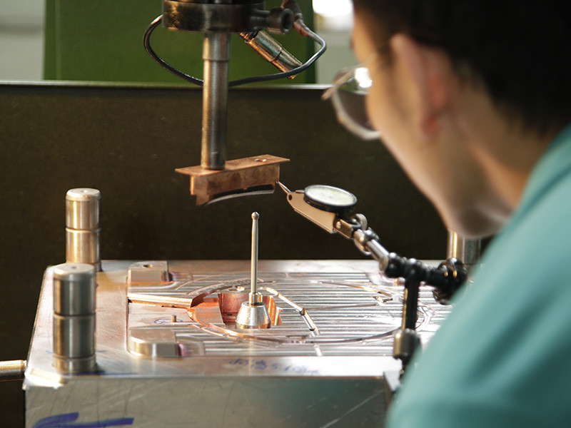 Specialized Mould Parts Production Insert Spool Service Transparent Clear Plastic Molding