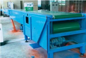 China Flexible Telescopic Belt Conveyor With Smooth Conveying Surface on sale