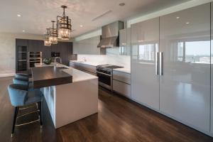 Wholesale 2022 New Trend Straight Island Kitchen Cabinets With Quartz Work Top And Hood from china suppliers