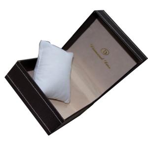 Wholesale Personalized custom gift boxes , Luxury Plastic Board Single Watch Box from china suppliers