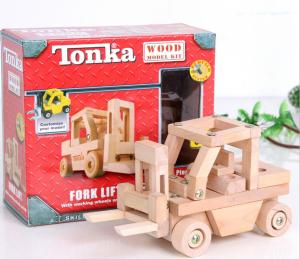 China TONKA wooden toys / assembling truck model / Educational Toys / DIY Toy on sale