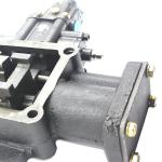 Pictures Showing AZ2203210040 HW1970 Gearbox Cover Assembly for Sinotruk HOWO