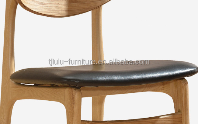 Classical Nordic Restaurant Chair W48cm*D50cm*82cm with Burlywood/Brown Upholstered Wooden Chairs