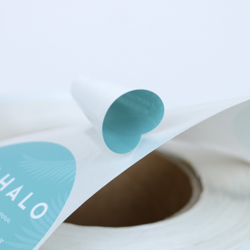 High Quality Custom Self Adhesive Vinyl Stickers Labels Custom Labels on A Roll Printing Labels