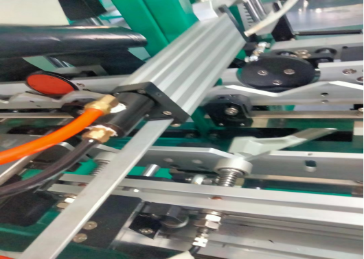 Precision Control Flat Screen Printing Machine With Servo-Drive Configurations And Registration For Printing