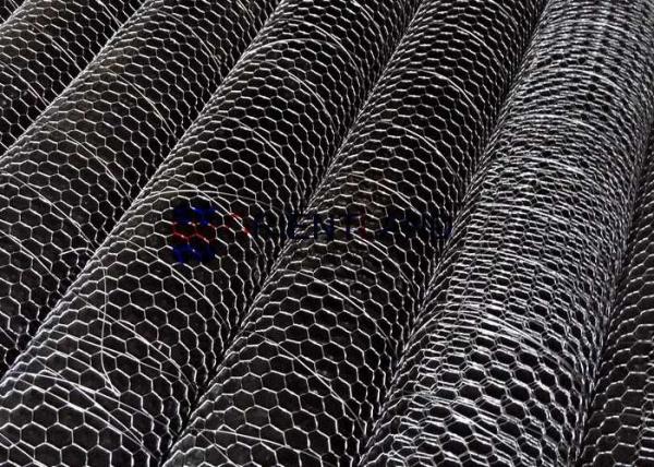 Vinyl Coated Poultry Hex Netting / Flexible Poultry Mesh Netting Sample