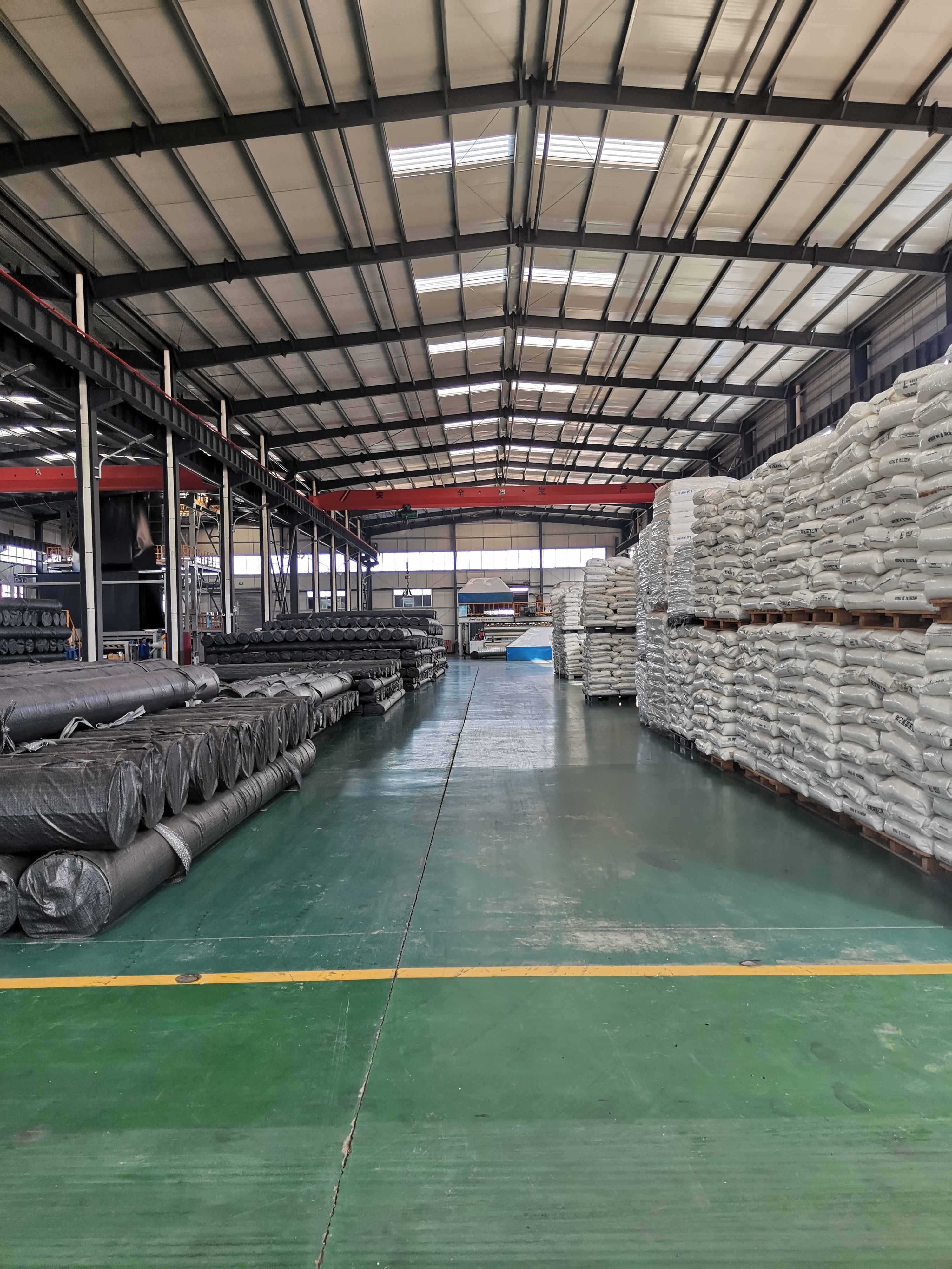Pond Liner 1mm 1.5mm Thickness Reinforced HDPE Geomembrane for Landscaping Fish Farm
