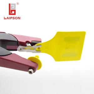 Wholesale LAIPSON Animal Identification Ear Tags , Rfid Cattle Tags 800mhz 960mhz 15g from china suppliers