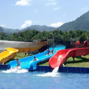 Wholesale Large Capacity Amusement Park Water Slide Hotel Water Slide Wear Resistance from china suppliers