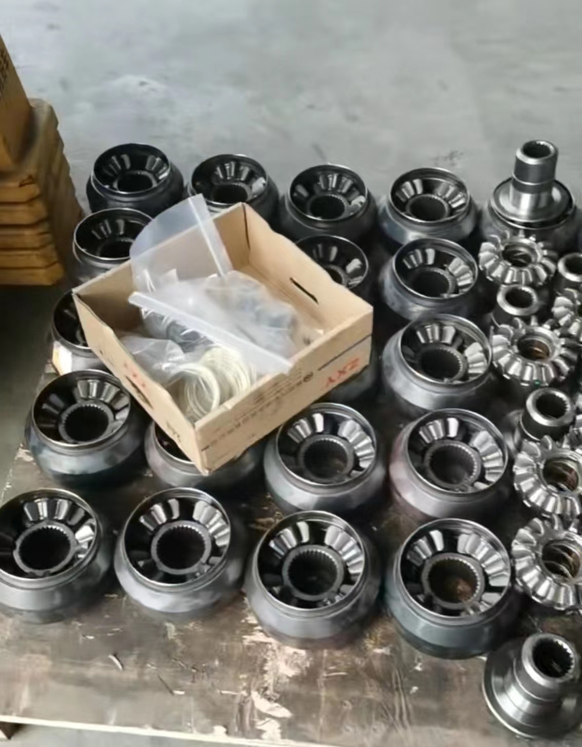 Truck Model Shacman HOWO Shaanxi Spare Parts and Accessories for F99660 Double H Valve
