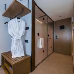 Shipping Cost and Estimated Delivery Time Modern King Size Bedroom Furniture in