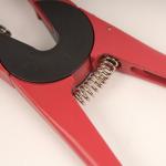 Red Hard Steel Ear Tag Applicator for Pig Livestock Management