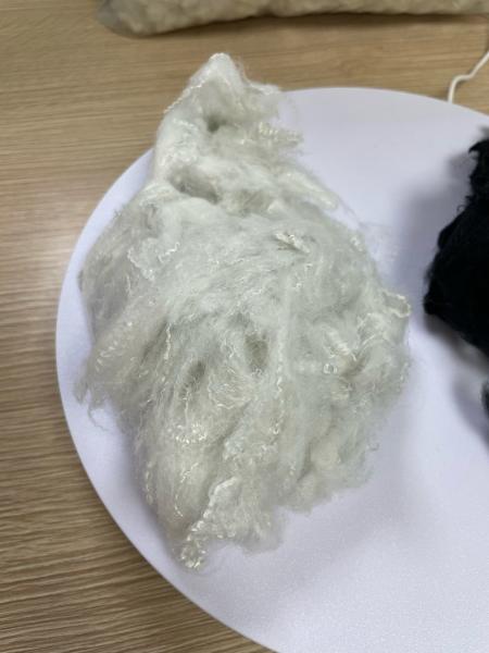 Polyester Staple Fiber 0.7D×32mm, Melting Point Of 110-260°C Synthetic Textile