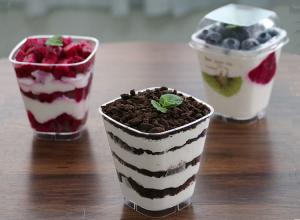 China 250ml PS Clear Plastic Square Mousse Dessert Cups Disposable Pudding Cups on sale