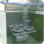 ISO9001 Automatic Paint Spraying Machine For Tv Plastic Shell