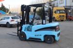 Solid Rubber Tire Electric Battery Forklifts with 5000 lb Load Capacity and