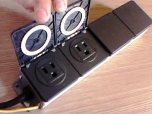 Wholesale Waterproof American 4 Way Outlets Power Strip ，3-Prong Plug Receptacle ，Plastic Jack from china suppliers