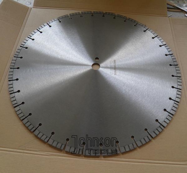 50 MPA 20" Soft Bond Diamond Concrete Saw Blades For Smoothly Cutting Hard