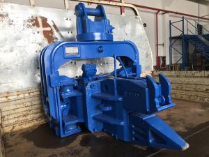 Wholesale Yellow Color Sheet Pile Driving Machine , Excavator Mounted Sheet Pile Driver from china suppliers