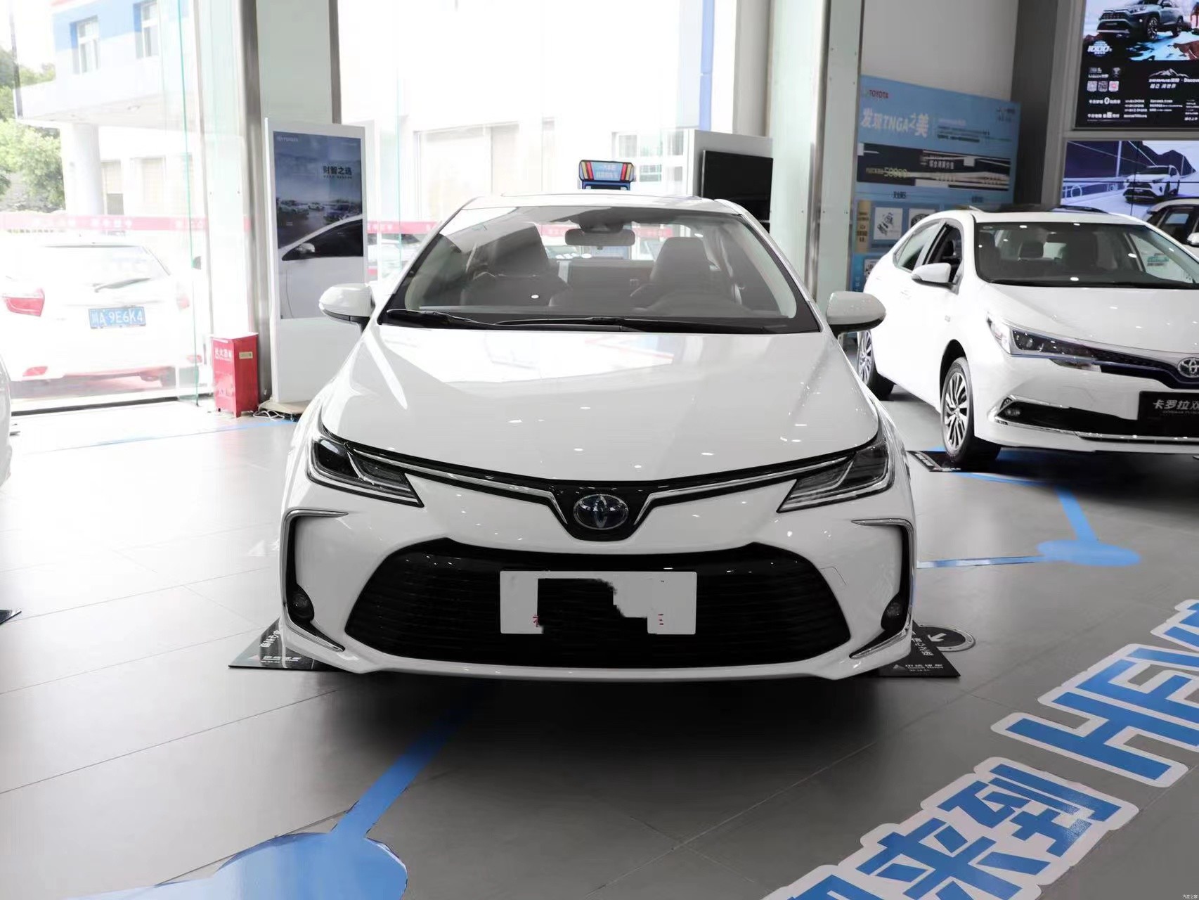 Toyota Corolla 2021 Sedan Car Dual Engine 1.8L E-CVT Flagship New And Use