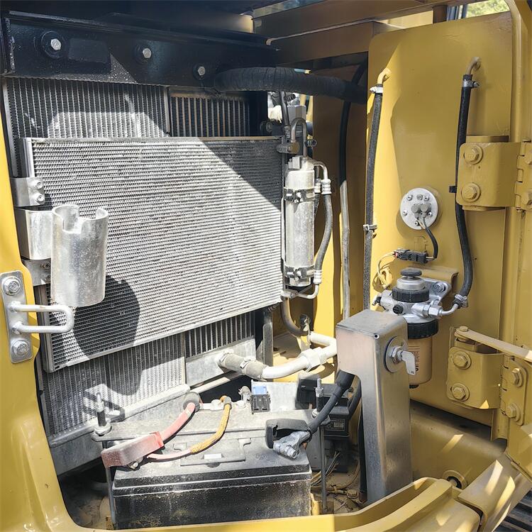 CAT308 CAT315 43 KW Used Caterpillar Excavator 307 with Original Hydraulic Valve