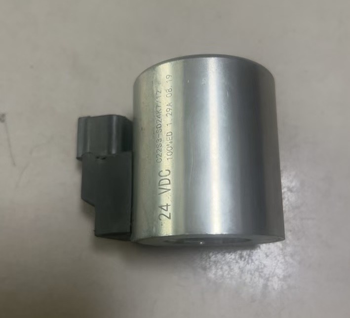 Silver Two Hole Solenoid Valve Coil C22S3-SD24K7-12 24VDC Sany Zoomlion Concrete Pump Truck Spare Parts