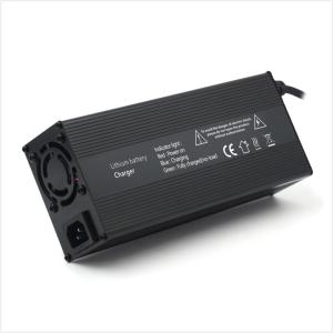 Wholesale Al Alloy Case Intelligent Lithium Battery Chargers Overheat Protection YM-R15-LK2 from china suppliers