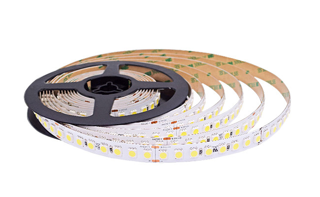 Monochrome 12V SMD 5050 LED Strip Light White Light Golden Light