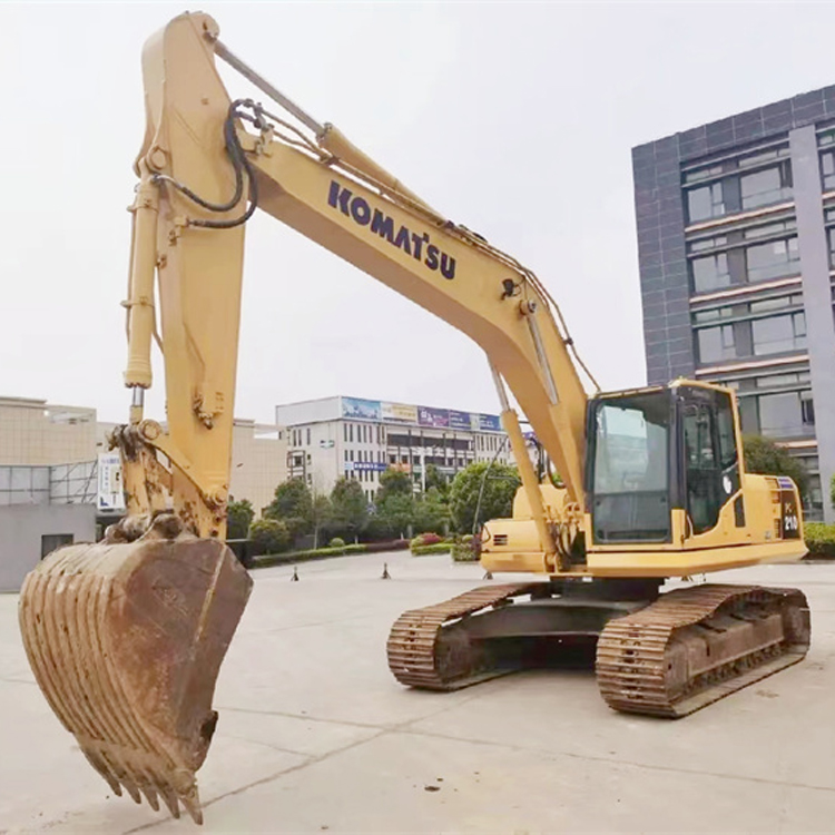 Moving Speed 4.6 km/h 21 Ton Komatsu PC210 Excavator with Cummins Engine in Shanghai