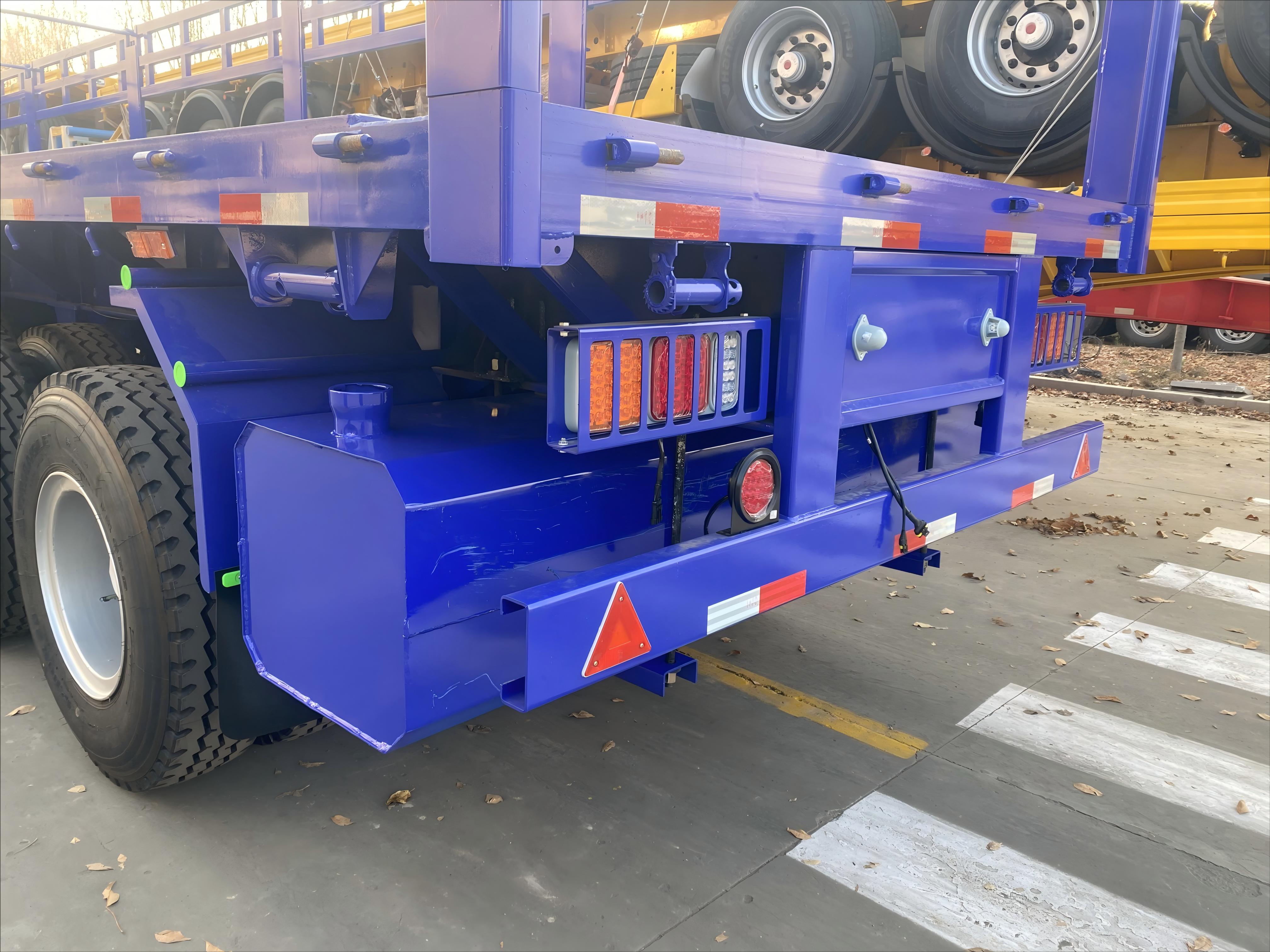 CIMC China manufacturer of 3-axis direct sales high-quality price discount Flatbed semi trailer