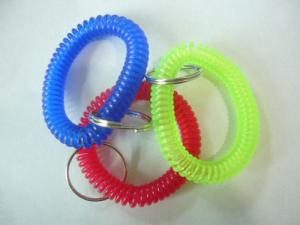Wholesale Economical plastic spring wristband coil tether with split key ring as promotional gifts from china suppliers