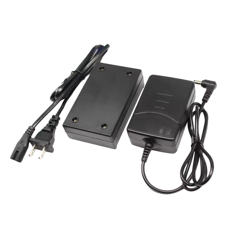 GEOMAX Charger ZCH100, for ZBA100 Battery, ZBA101 Battery, Brand New and High Quality