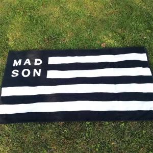 China Black and white striped jacquard beach towel cotton terry woven yarn dyed jacquard towel custom luxury jacquard towels on sale