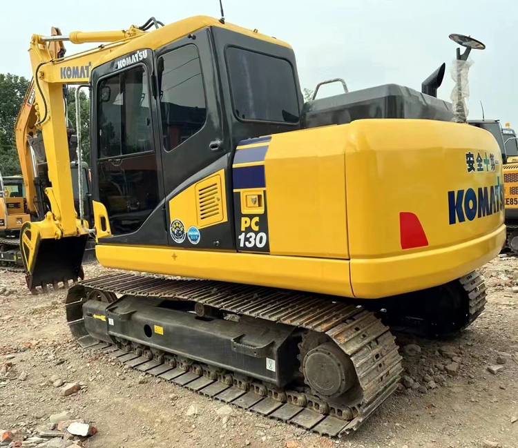 Discount 13 Ton Komatsu Pc 130-7 Excavator 0.53m3 Bucket Capacity 2600 Working Hours