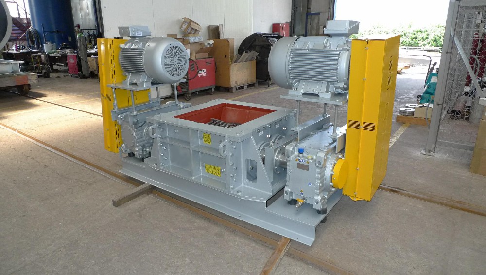 Whole Animal Carcasses Rendering 22kw Bone Crushing Machine