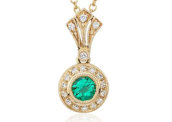 4mm Natural green emerald pendant , ODM Diamond Halo Pendant Vintage Inspired